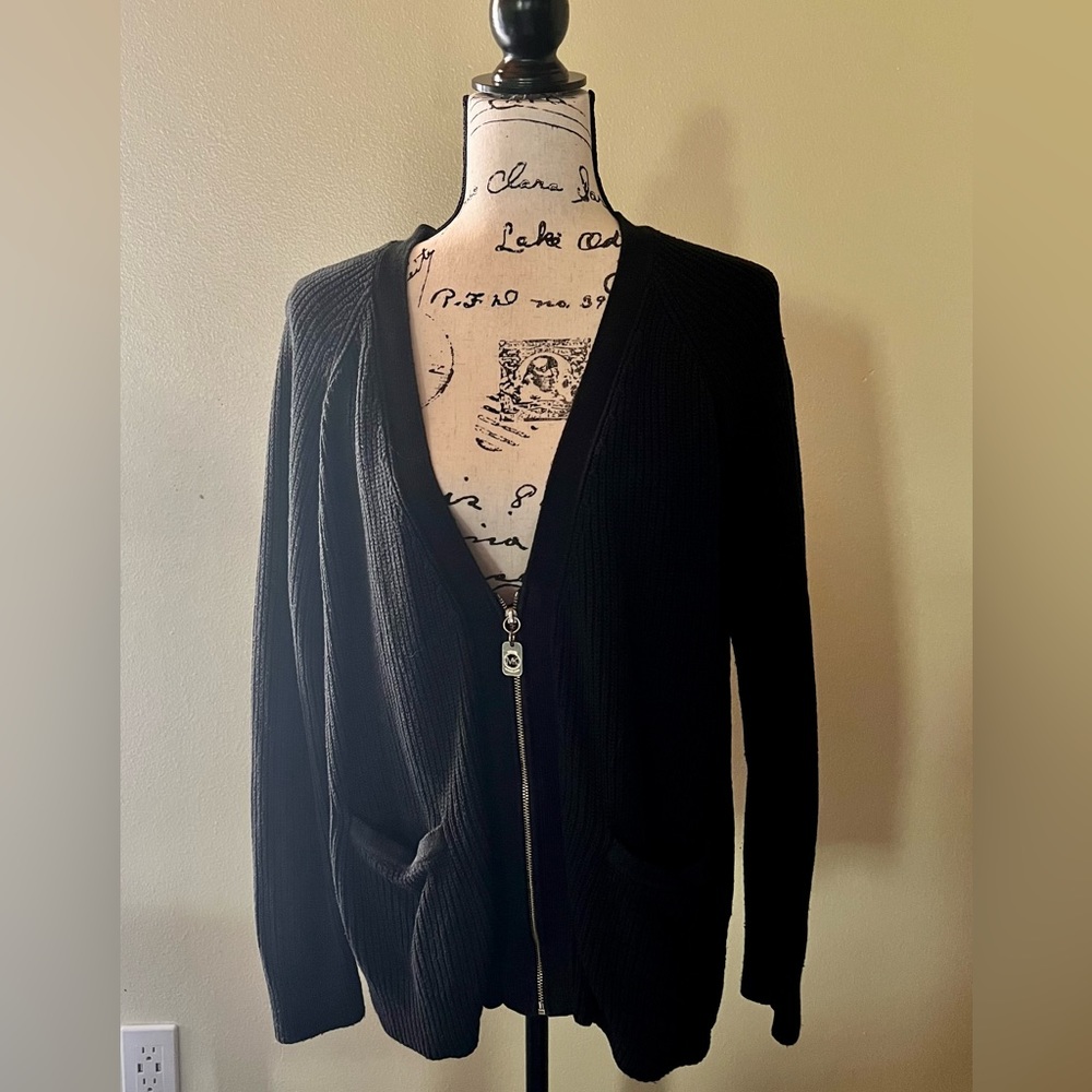 Michael Kors L black sweater